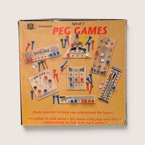 1980s Chadwick Wooden Peg Games Set
